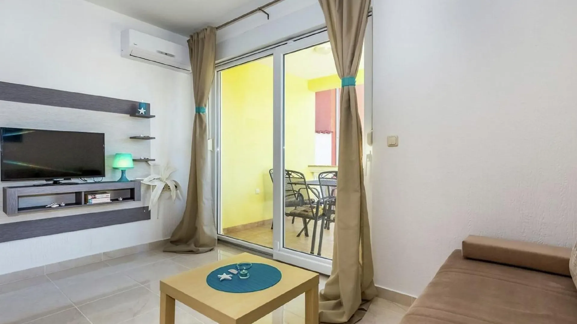 Contemporary Holiday Home In Dramalj With Swimming Pool