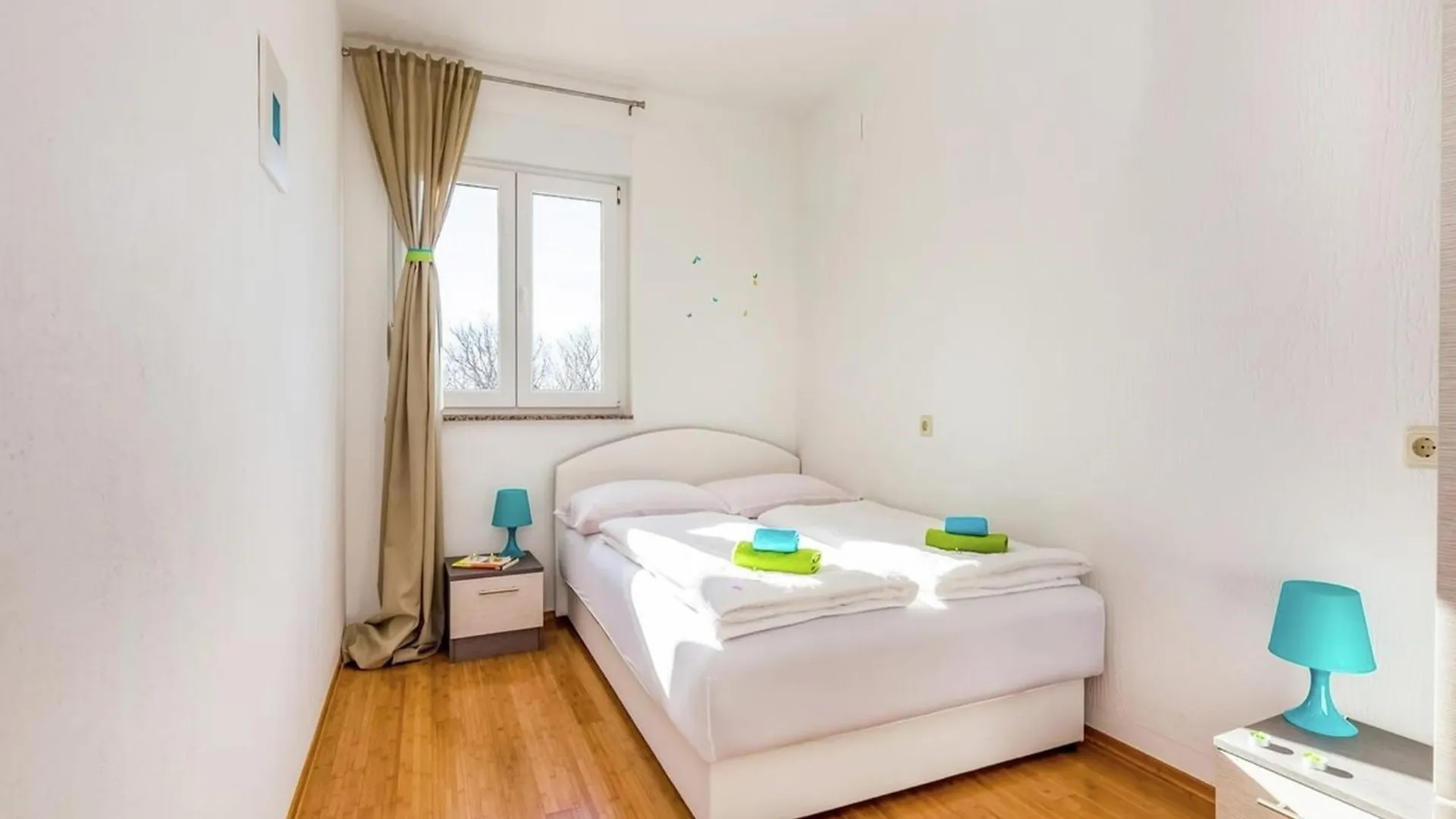 Contemporary Holiday Home In Dramalj With Swimming Pool