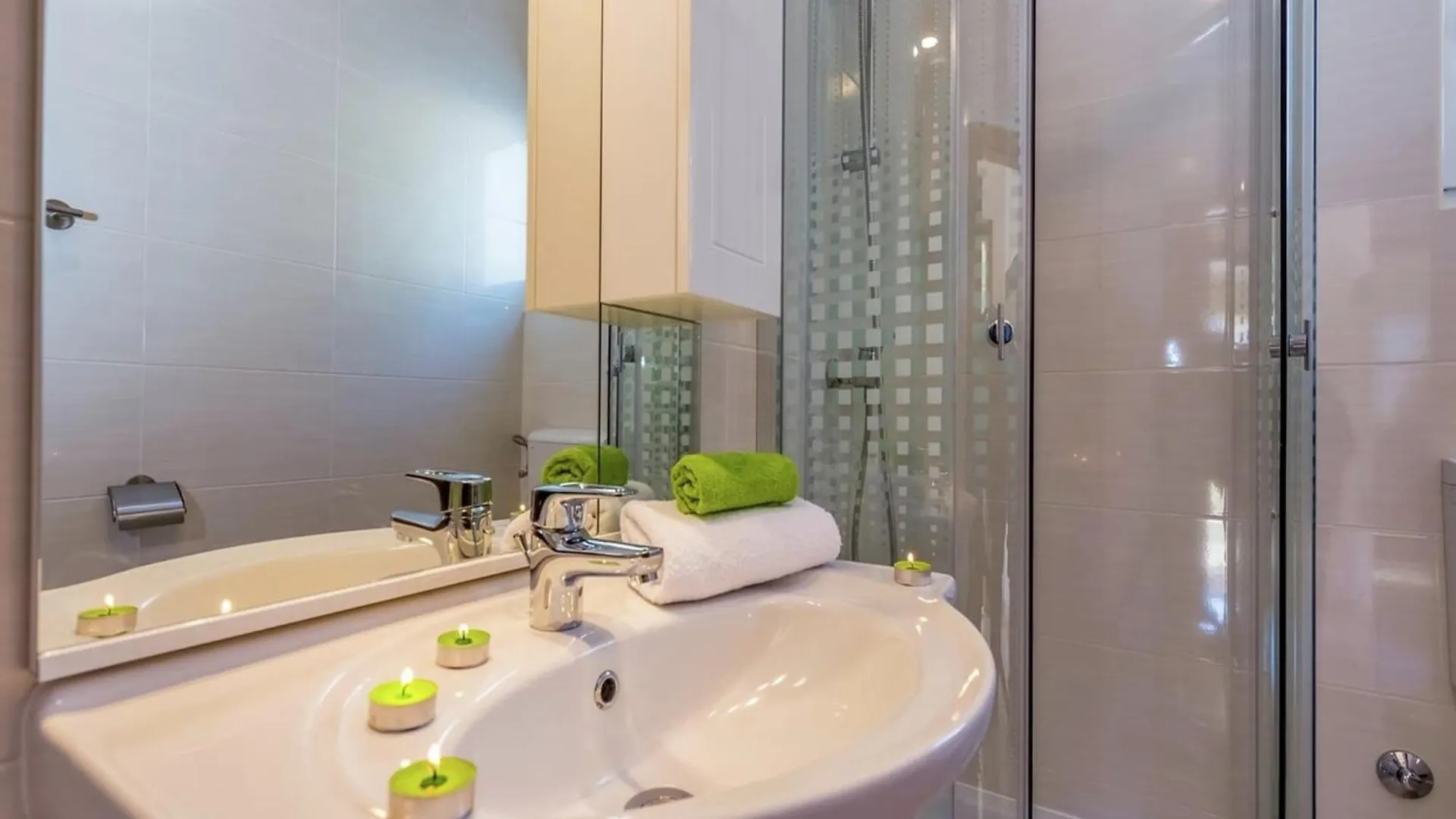 Contemporary Holiday Home In Dramalj With Swimming Pool 0*,  קרואטיה